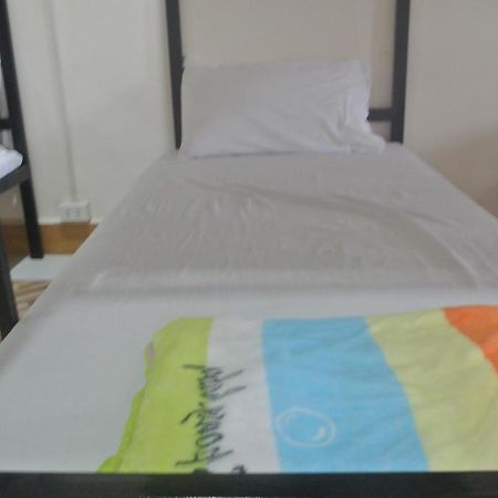 Orange Backpacker Hostel Vientiane Room photo