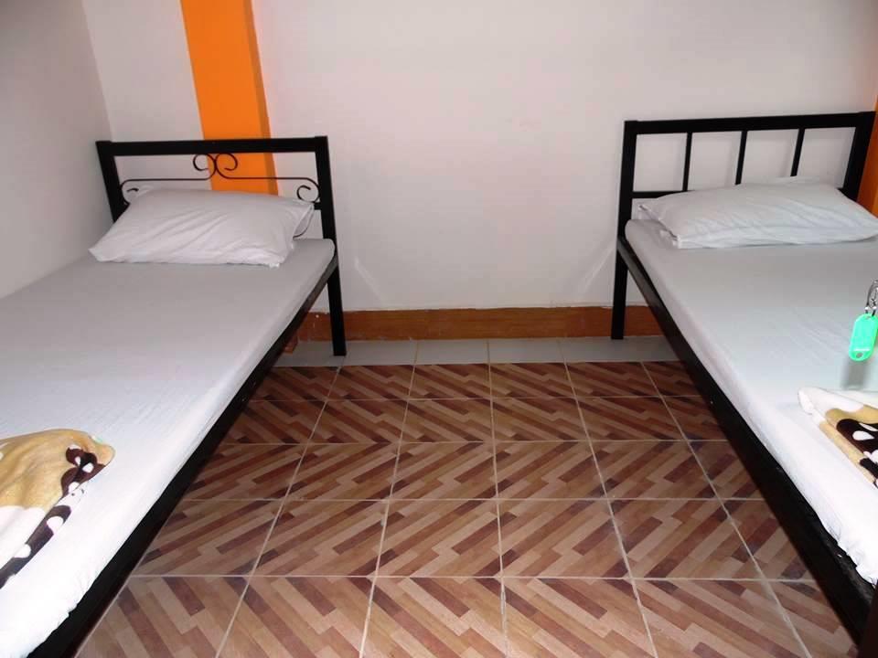 Orange Backpacker Hostel Vientiane Exterior photo