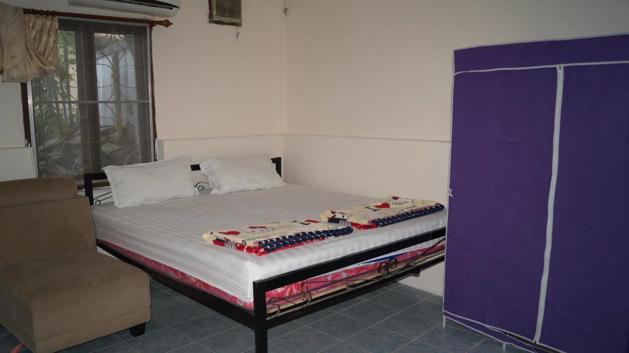 Orange Backpacker Hostel Vientiane Exterior photo